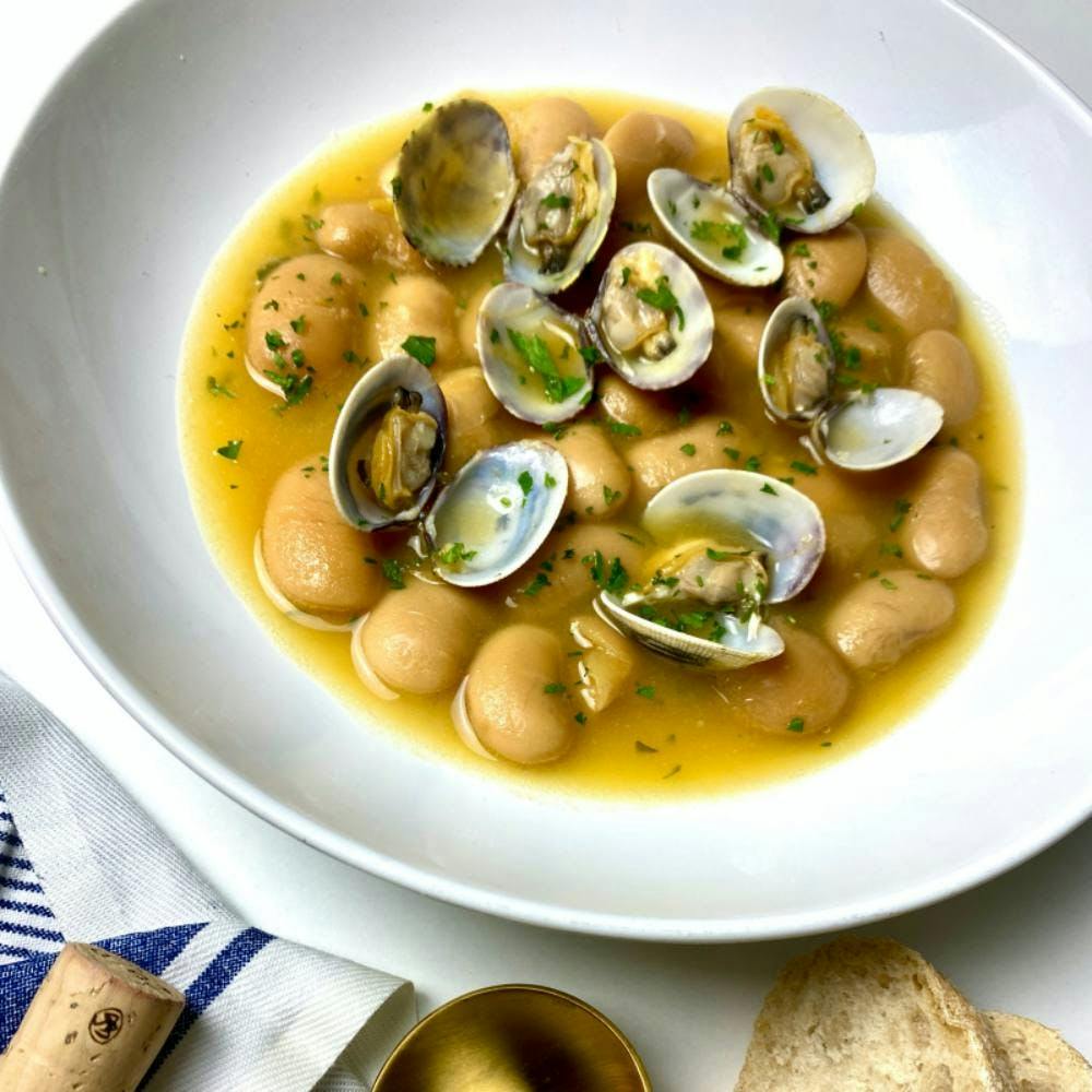 White beans with clams